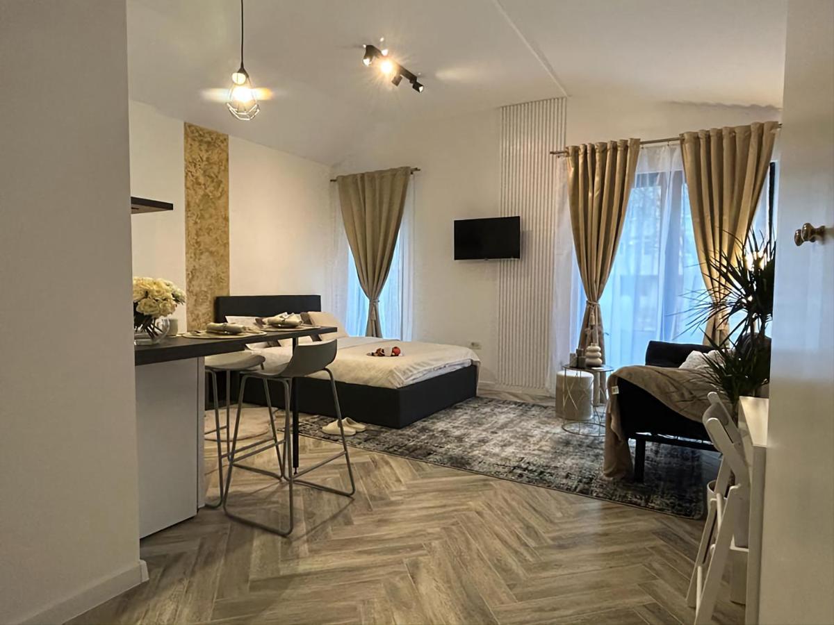 דירות בוקרשט Luxury Mansion מראה חיצוני תמונה
